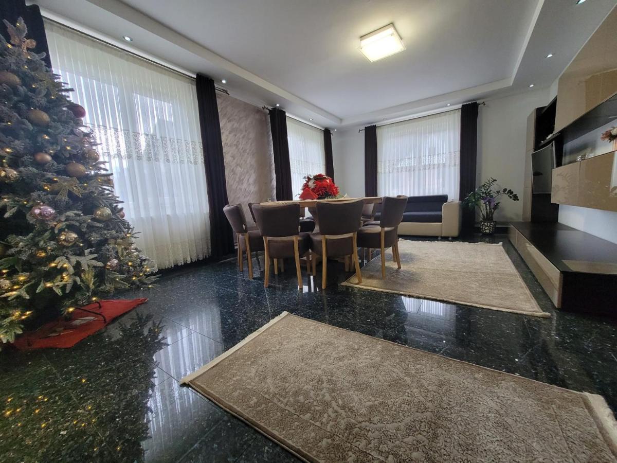 מויסי Villa Mery מראה חיצוני תמונה