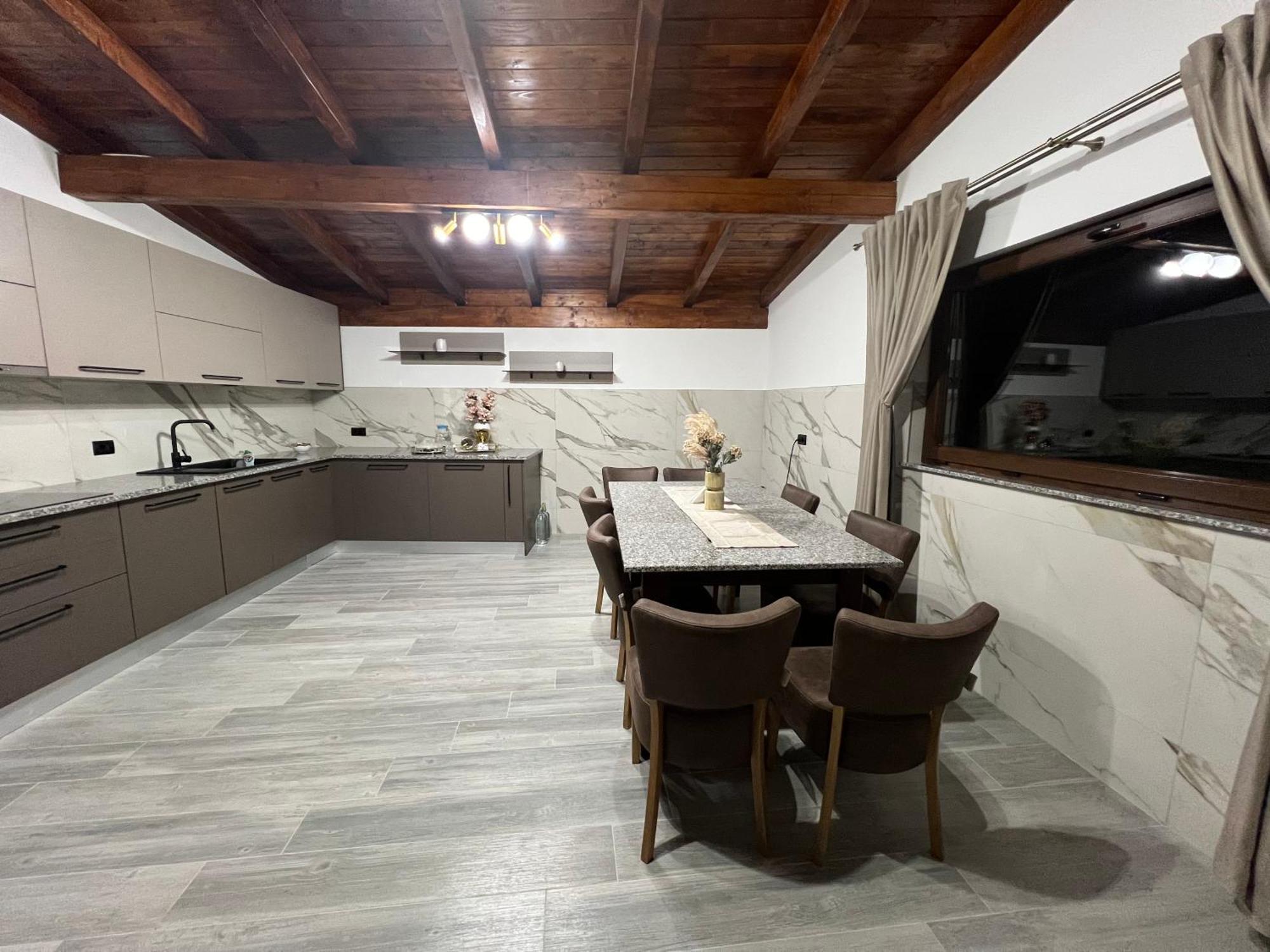 מויסי Villa Mery מראה חיצוני תמונה